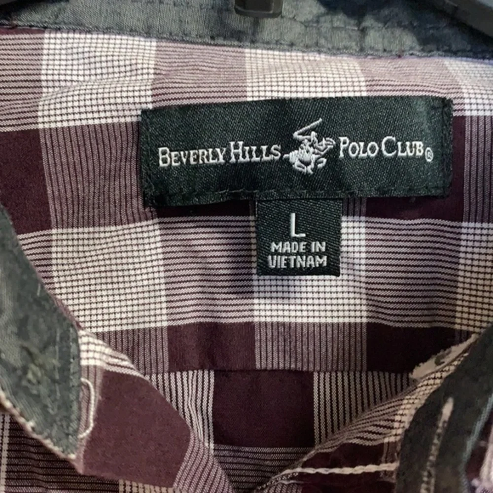 NWOT Men’s Beverly Hills Polo Club Button Down Shirt 🍀
